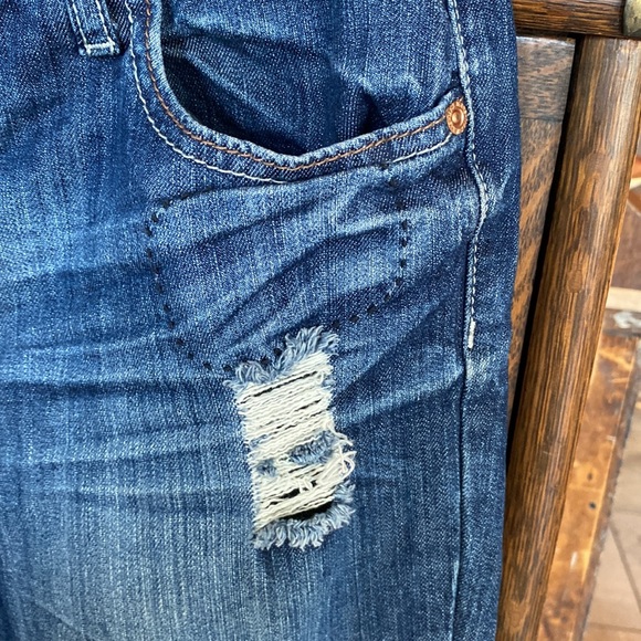 Hippie/Boho Awesome MAX Patched/Distressed Bell-Bottom Jeans Size 9 or 8 womens - Picture 5 of 16